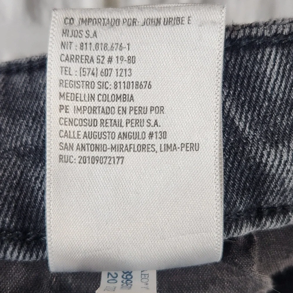 American Eagle Stretch Jeans Faded Black Denim Womens Size 6 Slim‎ Straight